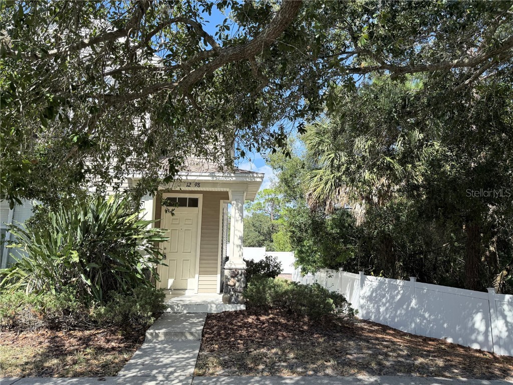 12298 Country White Circle Tampa FL 33635 TB8445982 image2