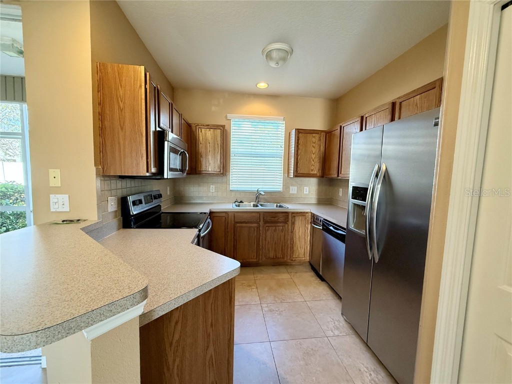 12298 Country White Circle Tampa FL 33635 TB8445982 image9