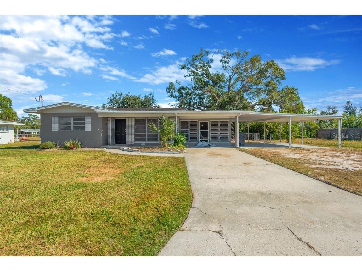 123 18th Street NW Ruskin FL 33570 TB8451645 image1