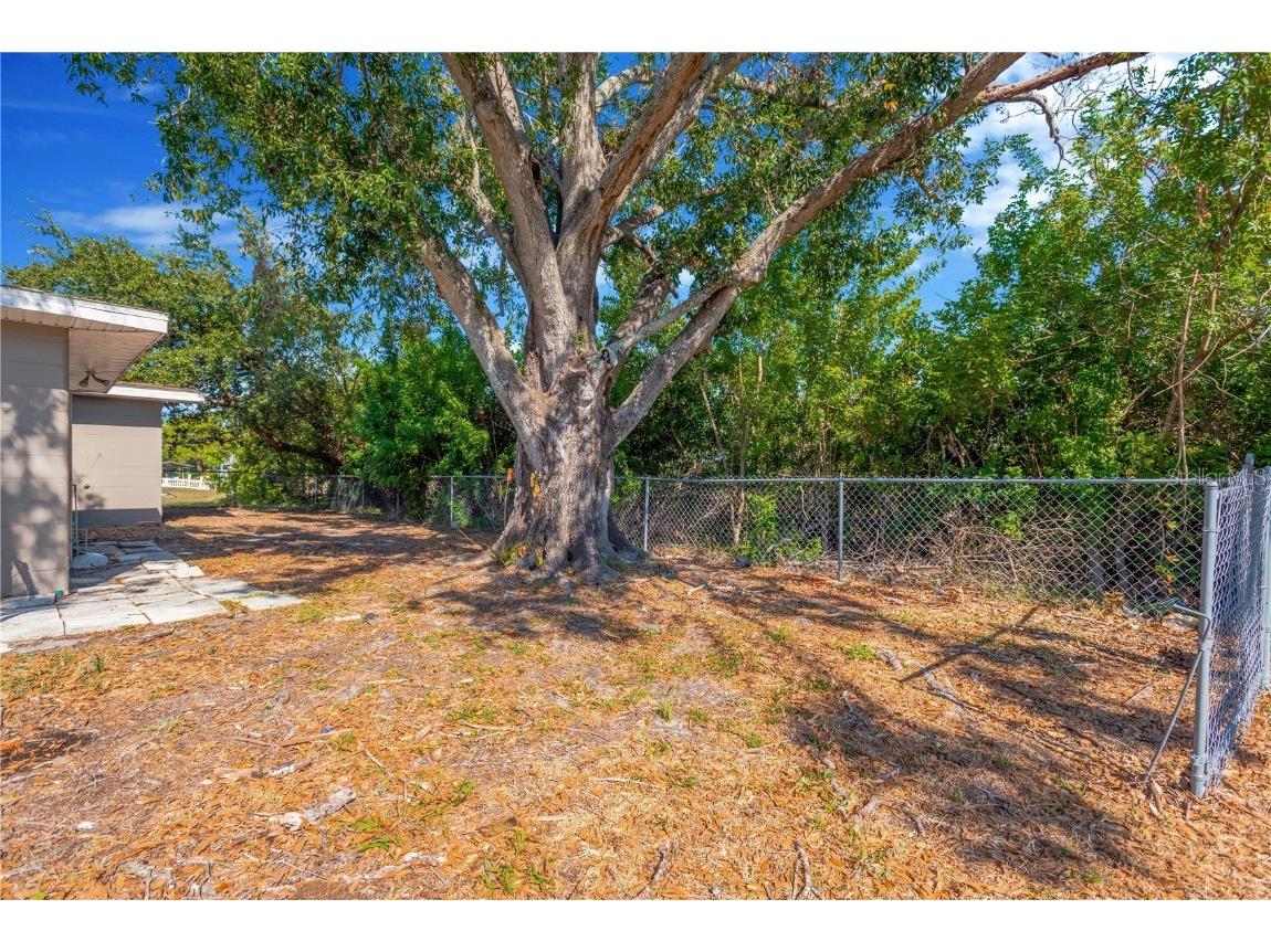 123 18th Street NW Ruskin FL 33570 TB8451645 image25