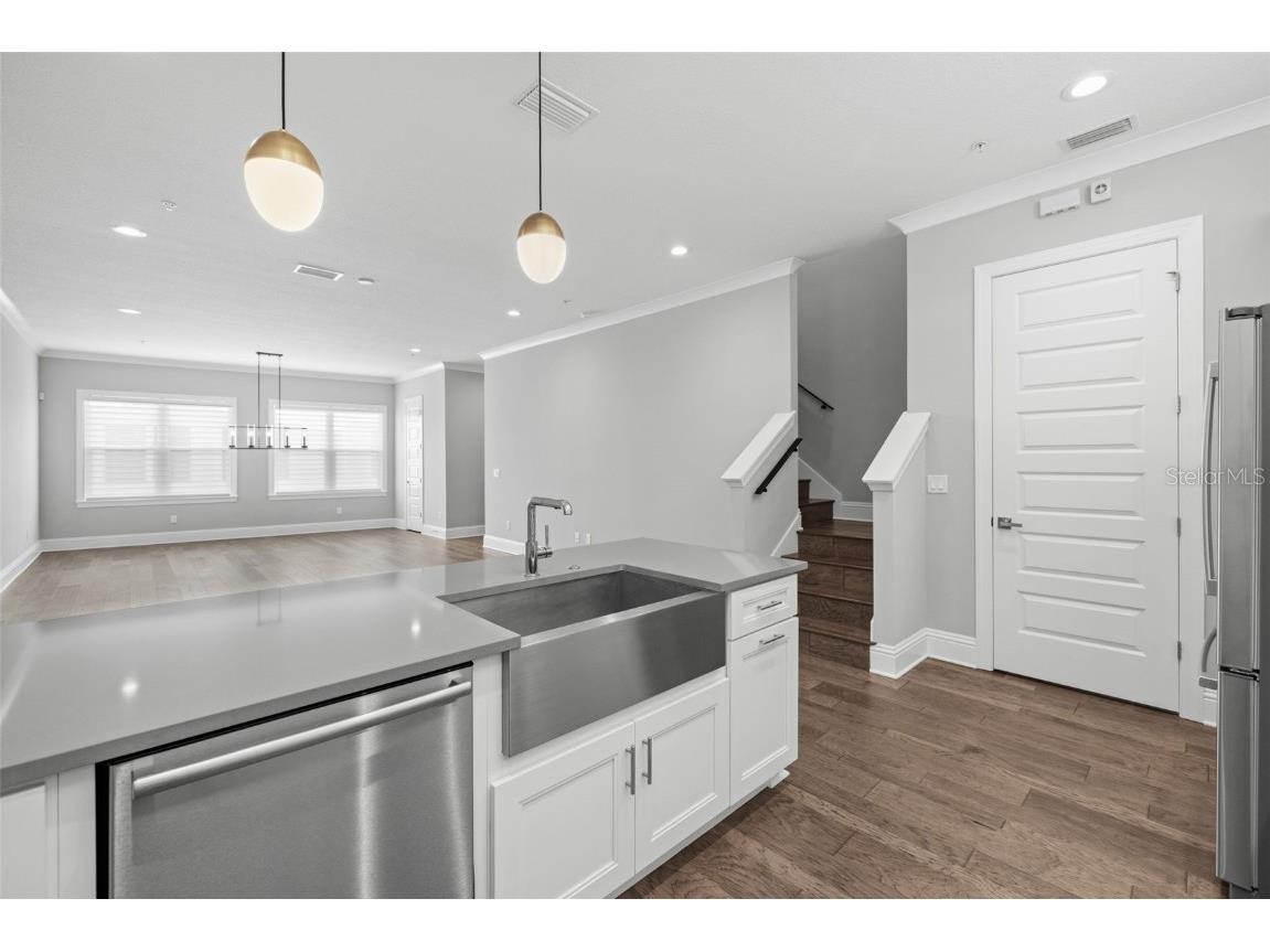 123 5th Avenue N Saint Petersburg FL 33701 TB8446848 image22