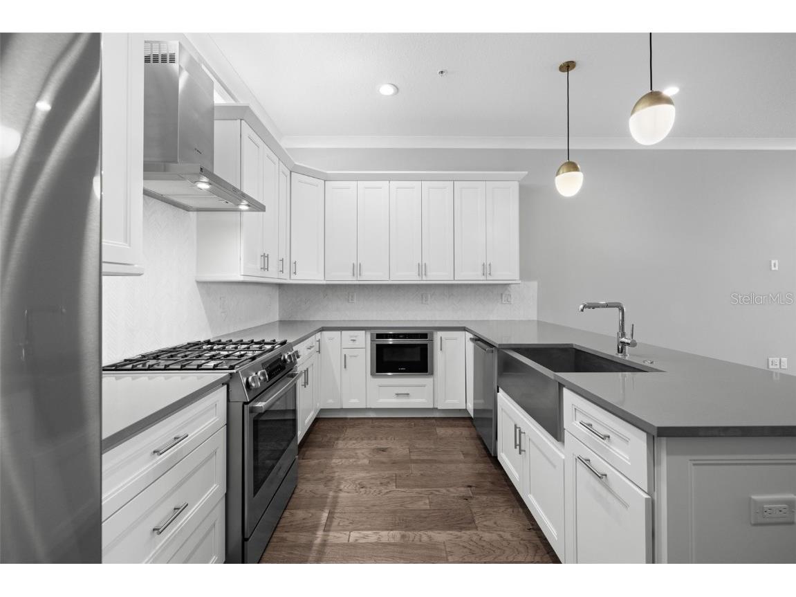 123 5th Avenue N Saint Petersburg FL 33701 TB8446848 image23