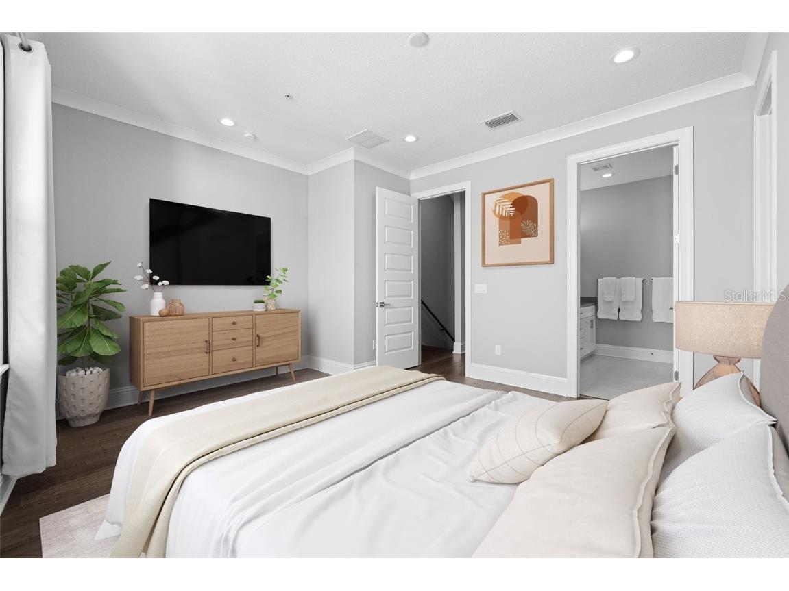 123 5th Avenue N Saint Petersburg FL 33701 TB8446848 image28