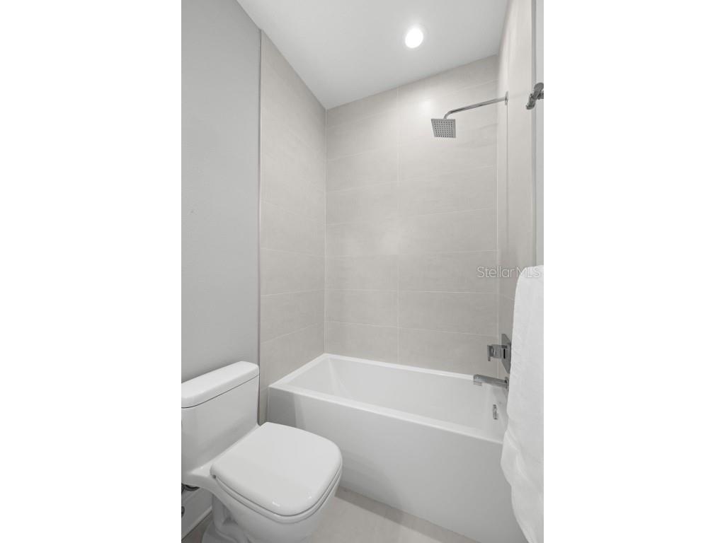 123 5th Avenue N Saint Petersburg FL 33701 TB8446848 image37