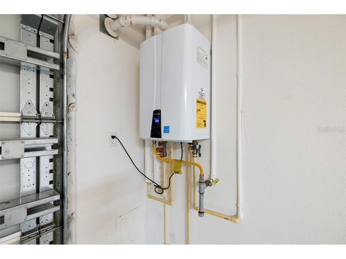 123 5th Avenue N Saint Petersburg FL 33701 TB8446848 image51