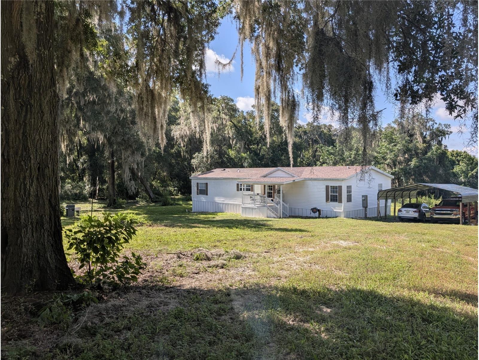 123 Amos Road Crescent City FL 32112 V4950127 image1