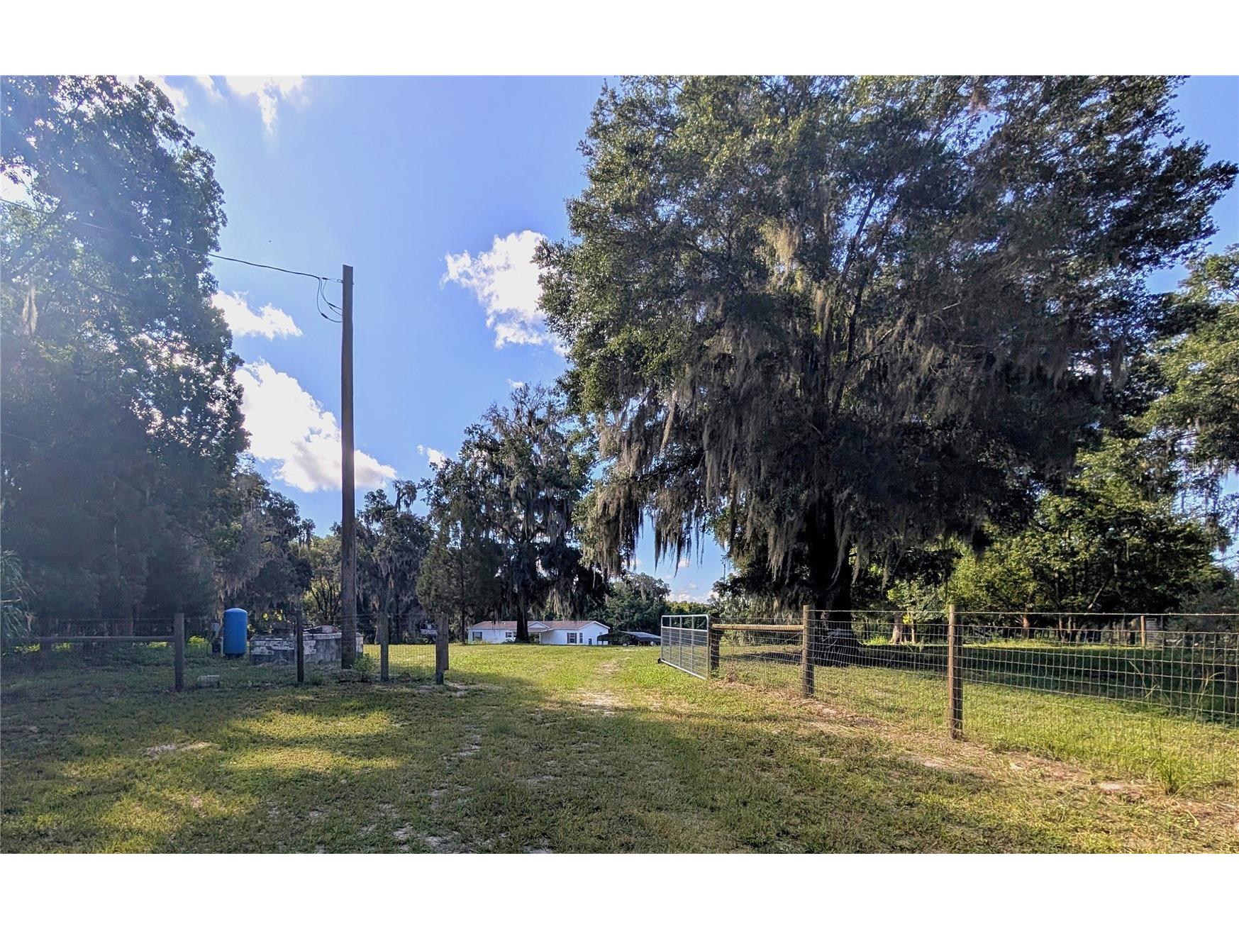 123 Amos Road Crescent City FL 32112 V4950127 image36