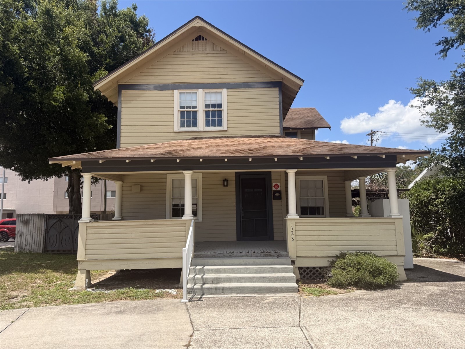 123 Avenue B SW Winter Haven FL 33880 L4962471 image1