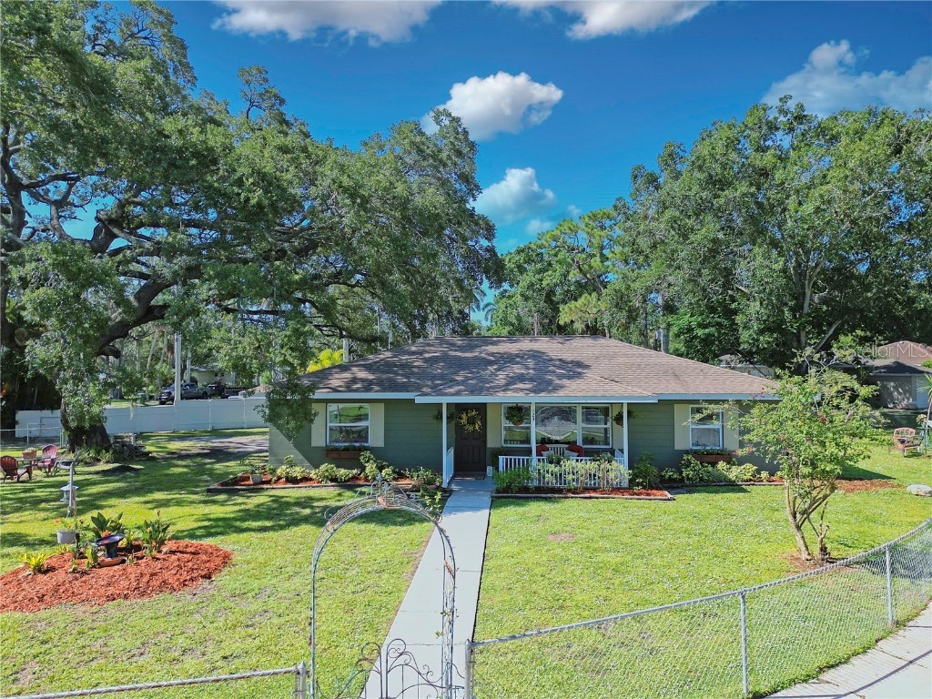 123 Chauncey Avenue Bradenton FL 34208 A4579195 image1