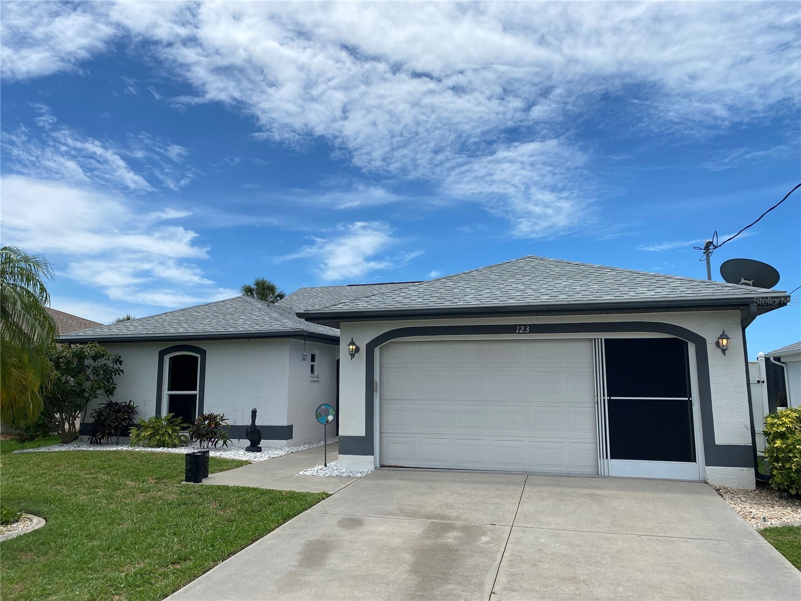 123 Kings Drive Rotonda West FL 33947 A4695190 image1