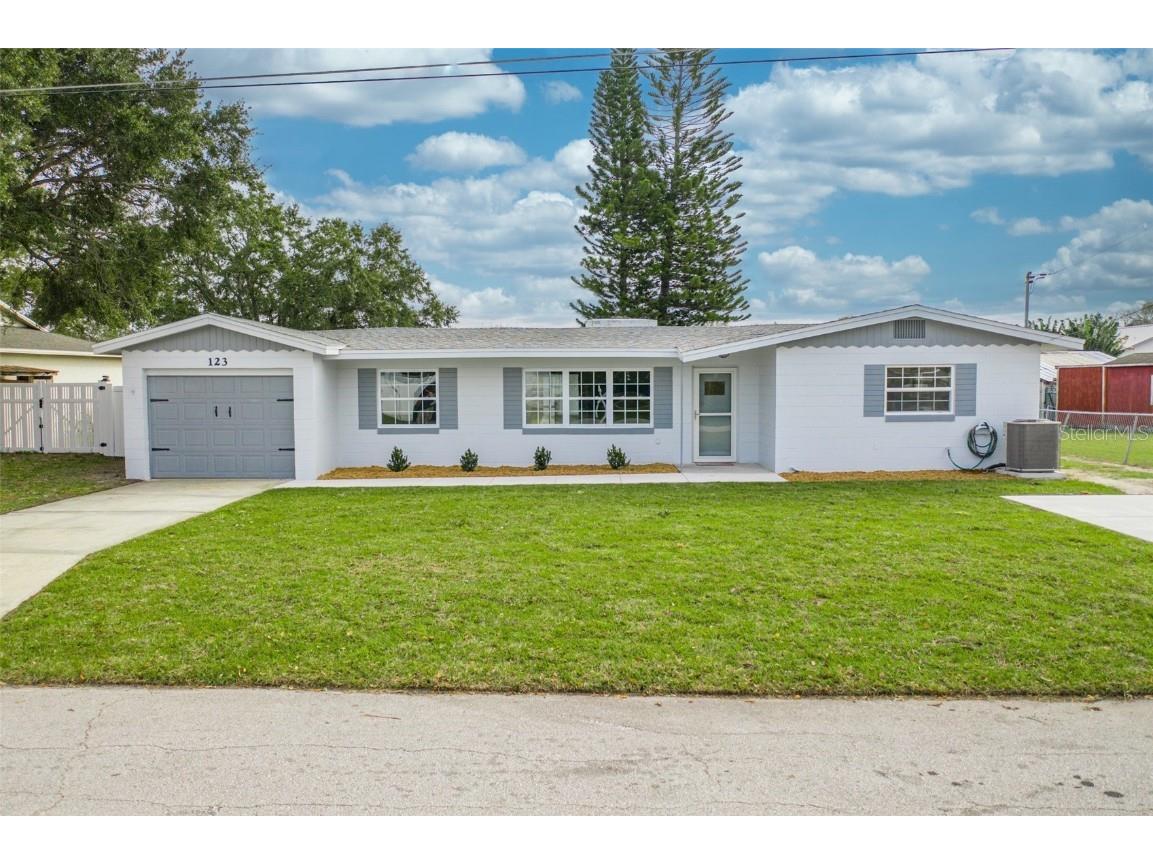 123 Lakeview Dr Saint Cloud FL 34769 S5099441 image1