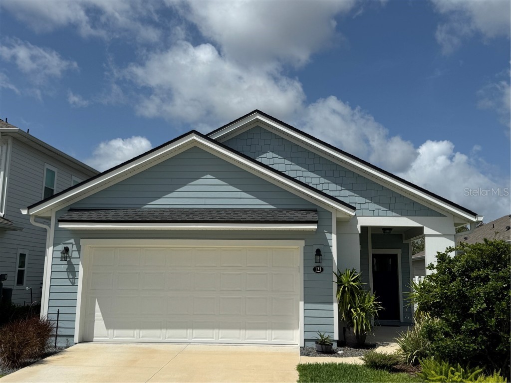 123 Nighthawk Lane Palm Coast FL 32164 V4941485 image1