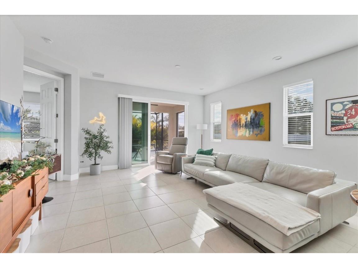 123 Okeeffe Circle Bradenton FL 34212 A4673588 image5