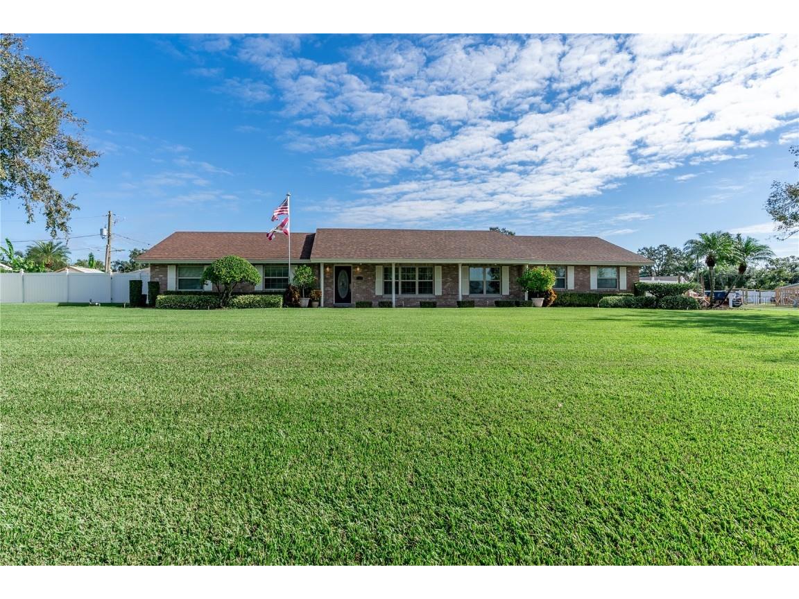 123 Patterson Drive Auburndale FL 33823 L4948924 image1