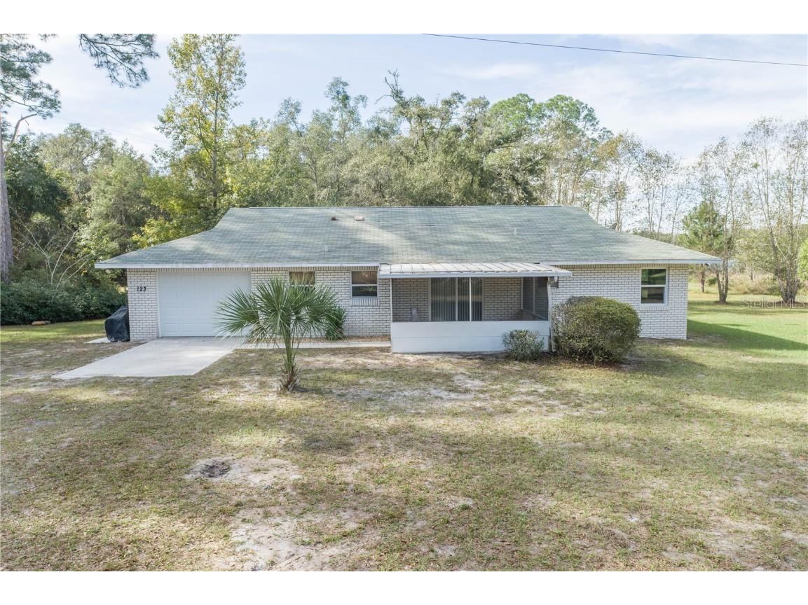 123 Peeples Road Pomona Park FL 32181 - Como Lake OM670939 image1