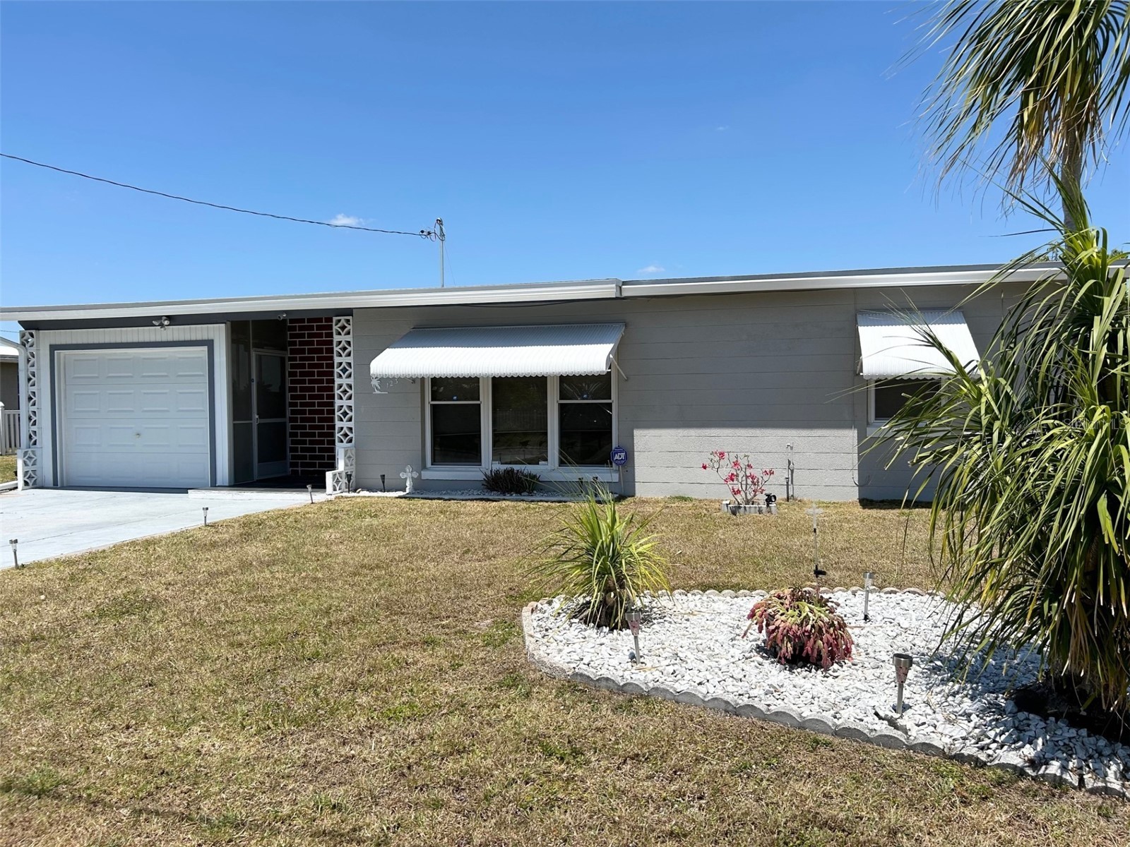 123 Poinsettia Circle NE Port Charlotte FL 33952 C7525256 image2