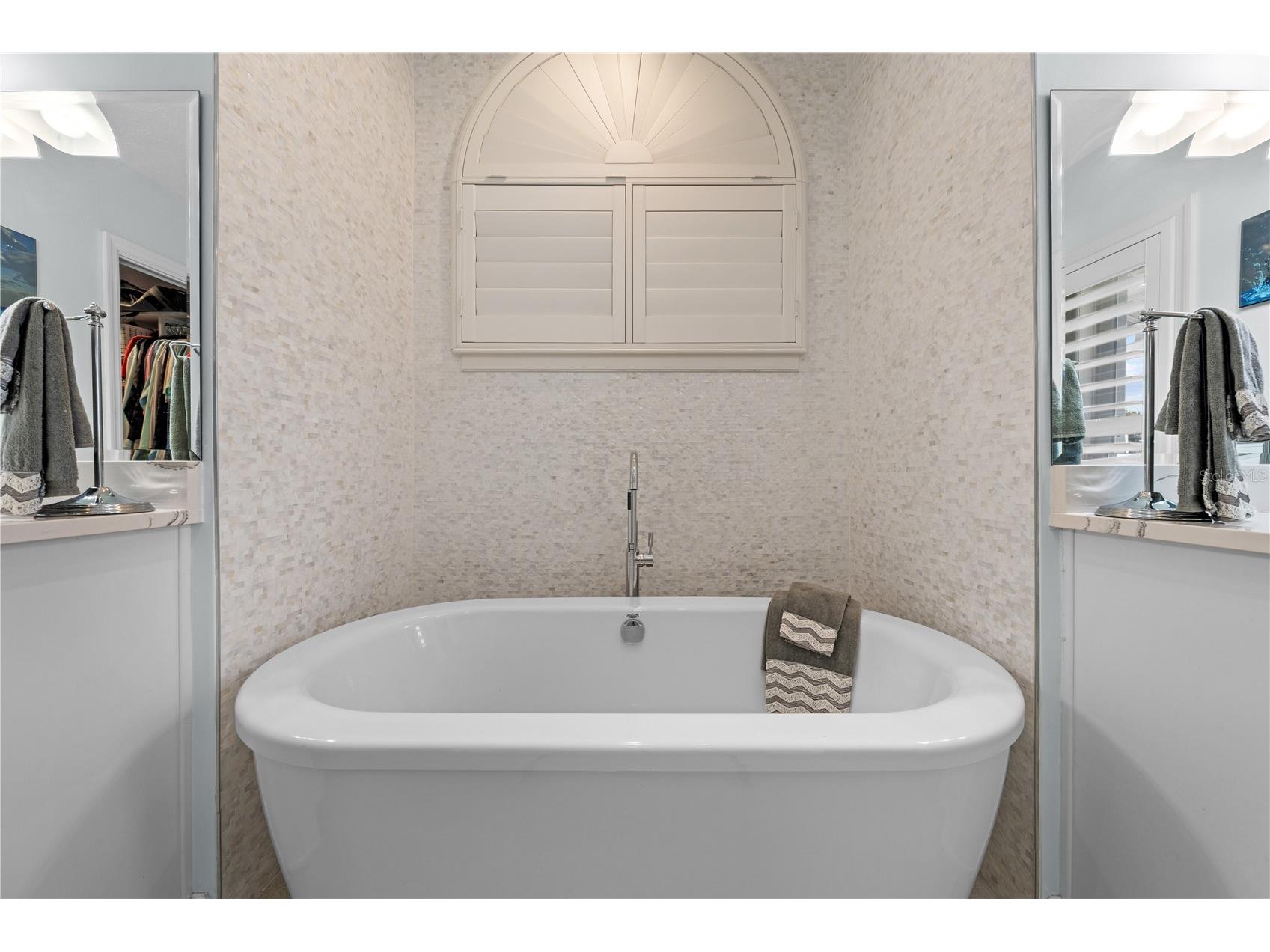 123 Queen Ann Court Hutchinson Island FL 34949 S5152718 image82