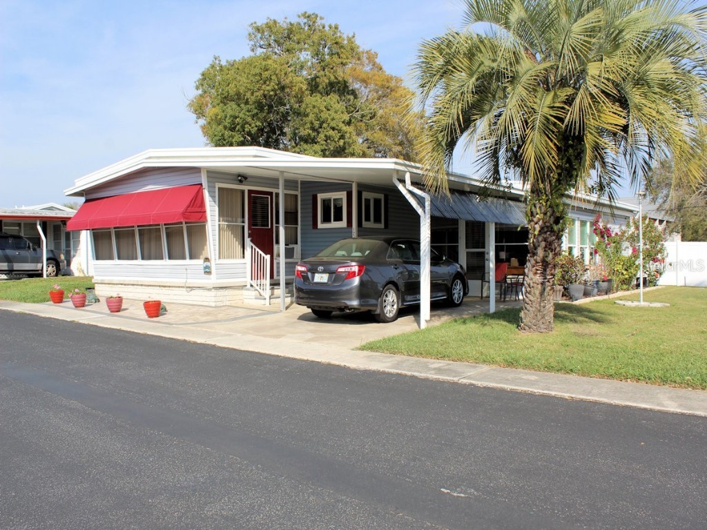 123 Royal Palm Circle Largo FL 33778 U8192517 image1