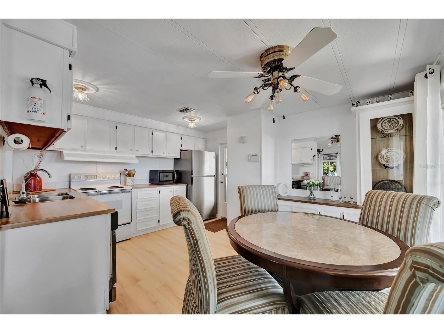 123 S Saint Thomas Circle Apollo Beach FL 33572 TB8480651 image6