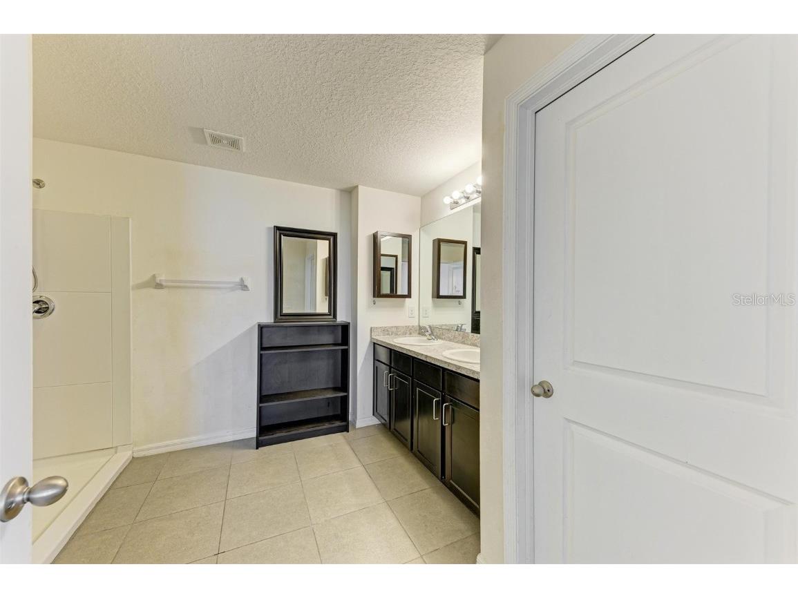 123 San Avellino Court Bradenton FL 34208 A4659704 image24