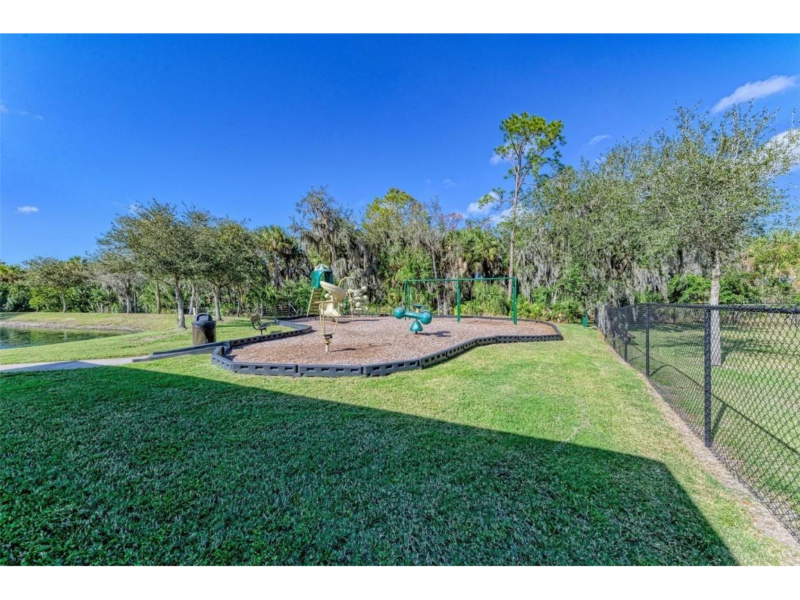 123 San Avellino Court Bradenton FL 34208 A4659704 image45