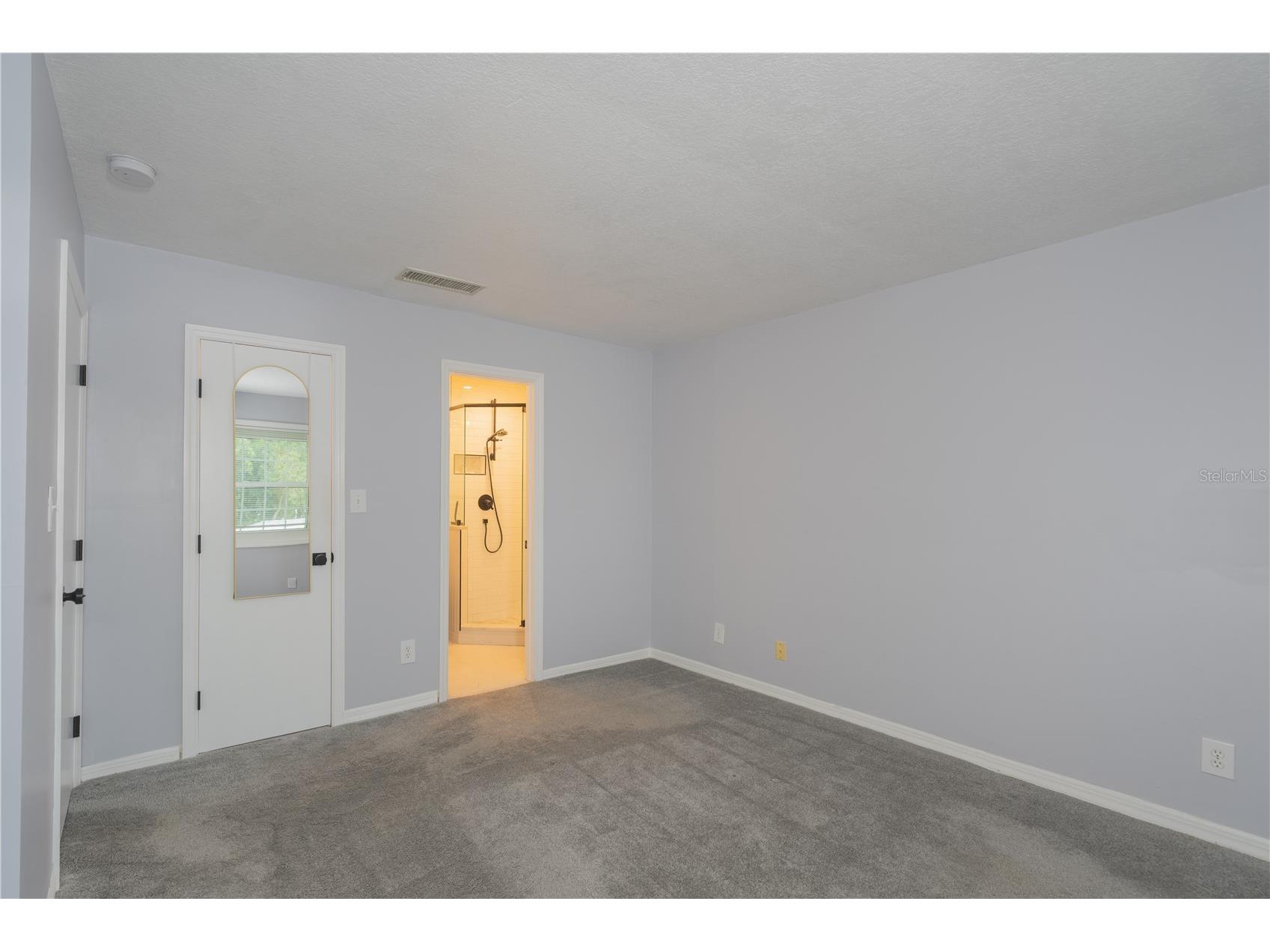 123 Seahorse Drive SE #D Saint Petersburg FL 33705 TB8525607 image8