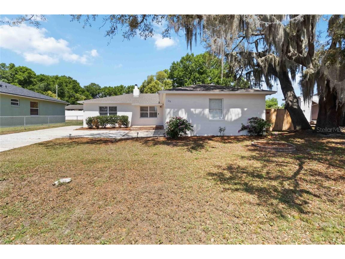 123 W 19th Street Apopka FL 32703 TB8369559 image1