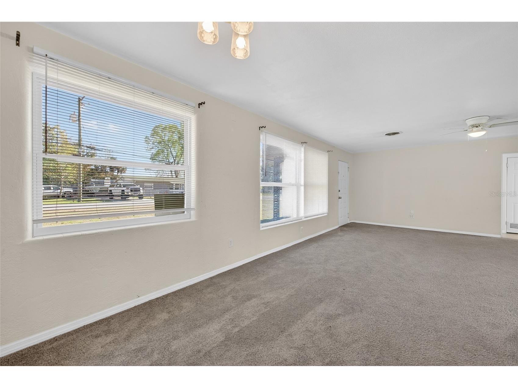 123 W Ocean Avenue Edgewater FL 32132 V4947527 image7