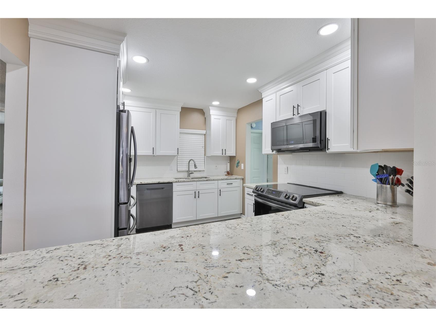 123 Wintersong Lane Sun City Center FL 33573 - SABAL LAKE TB8489896 image17