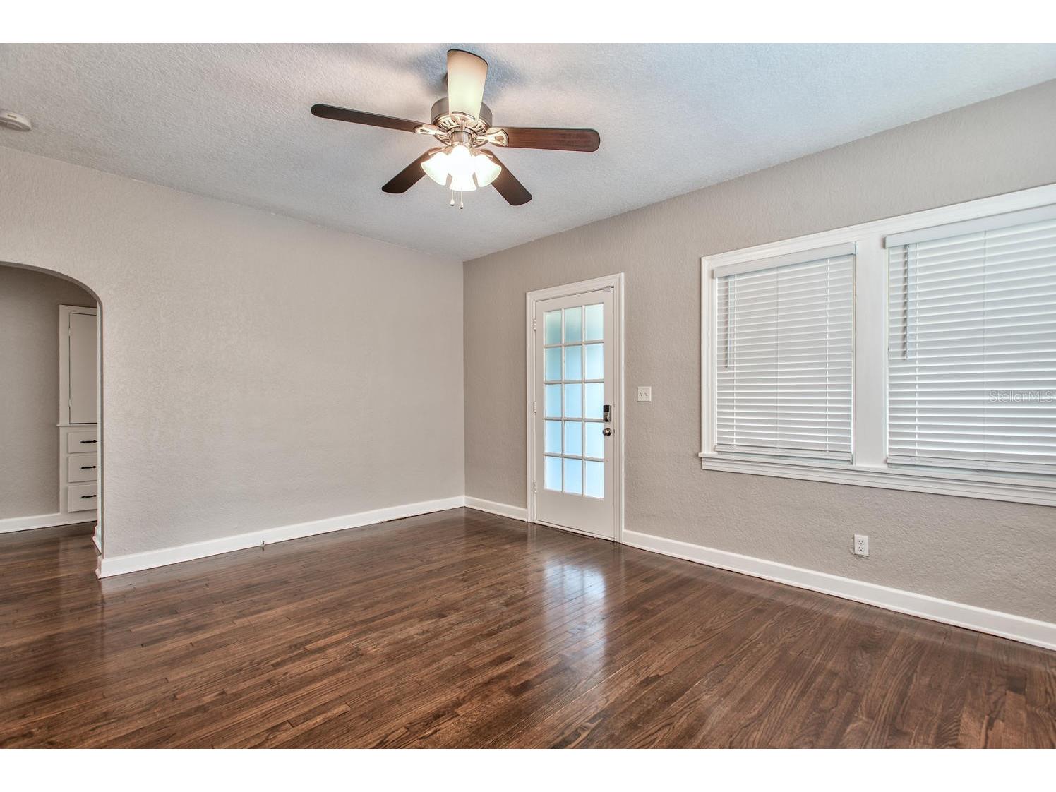 1230 27th Street N Saint Petersburg FL 33713 TB8514581 image6