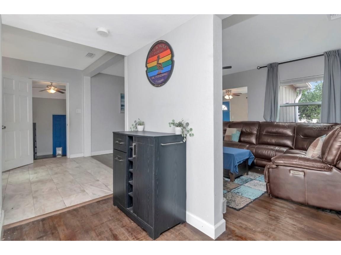 1230 32nd Street N Saint Petersburg FL 33713 TB8453495 image16