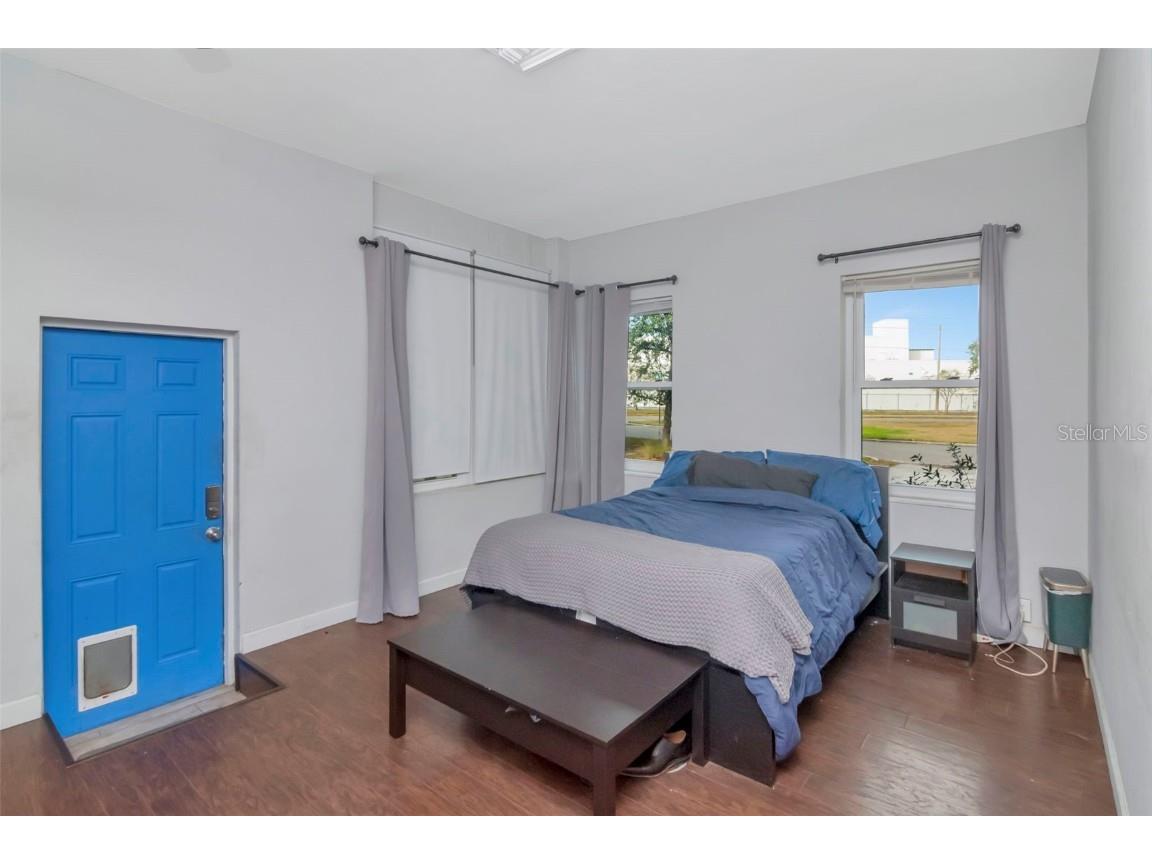 1230 32nd Street N Saint Petersburg FL 33713 TB8453495 image18