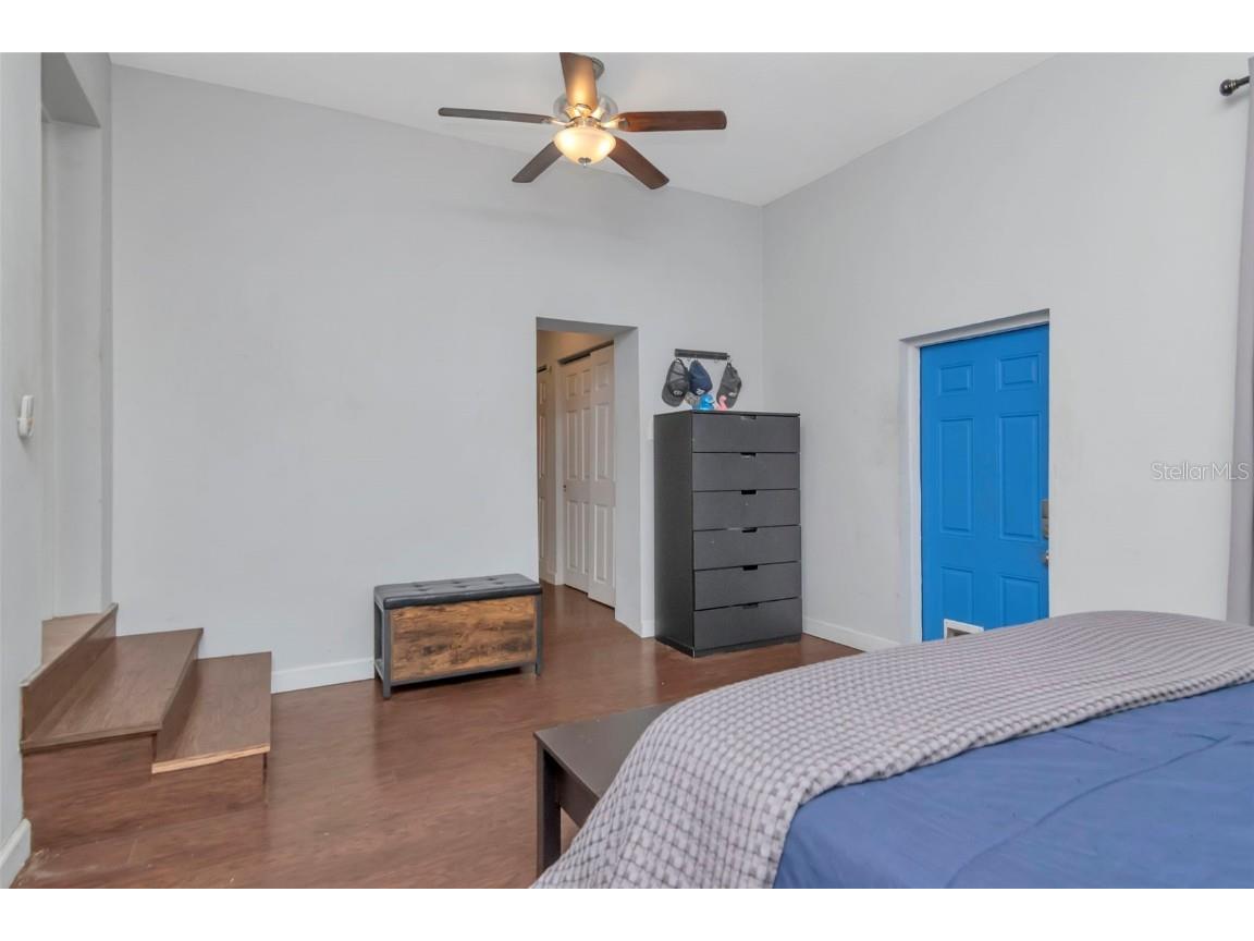 1230 32nd Street N Saint Petersburg FL 33713 TB8453495 image19