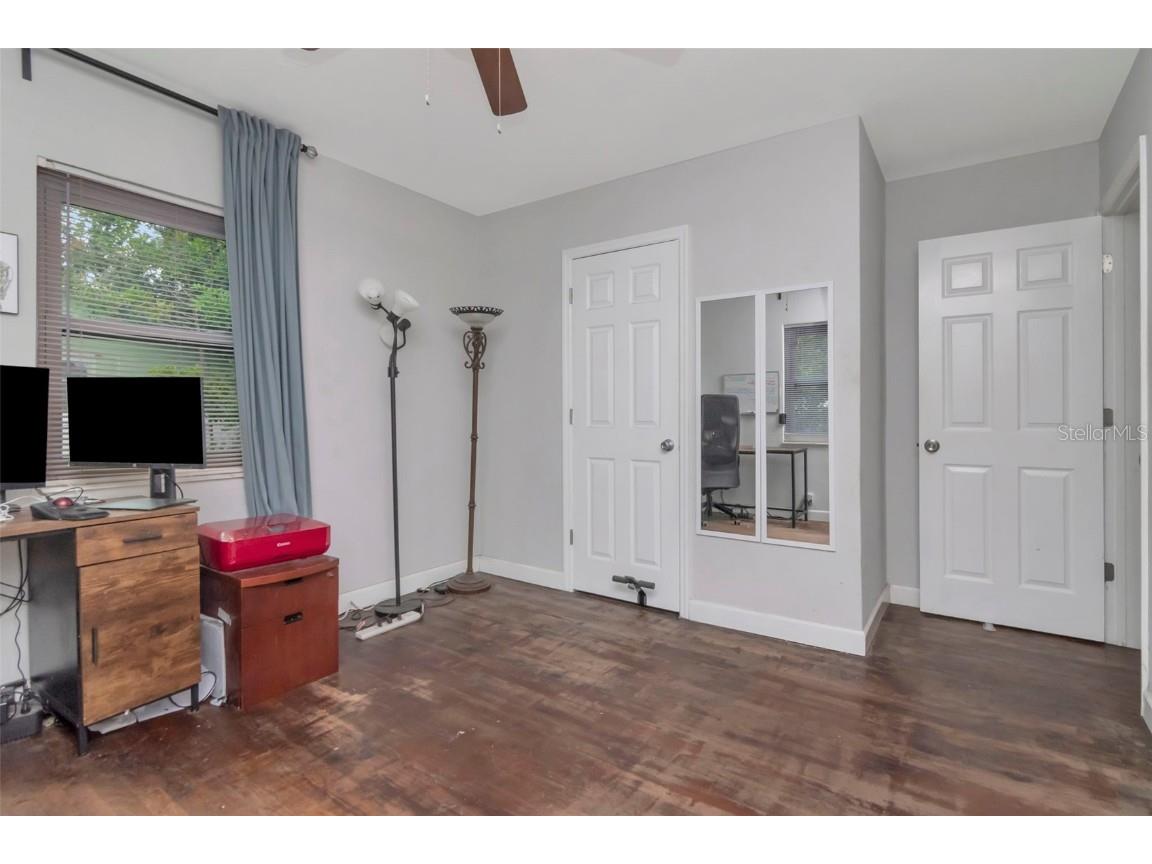 1230 32nd Street N Saint Petersburg FL 33713 TB8453495 image27