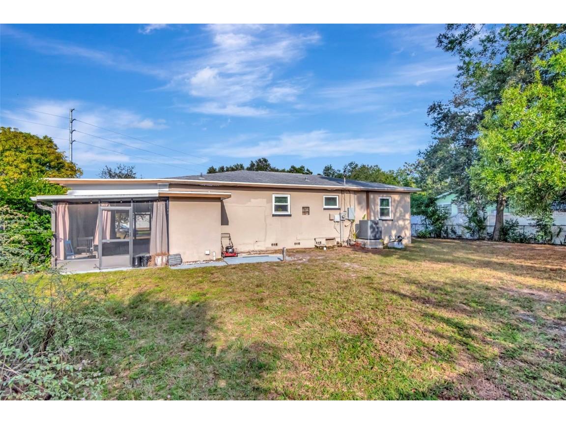 1230 32nd Street N Saint Petersburg FL 33713 TB8453495 image33