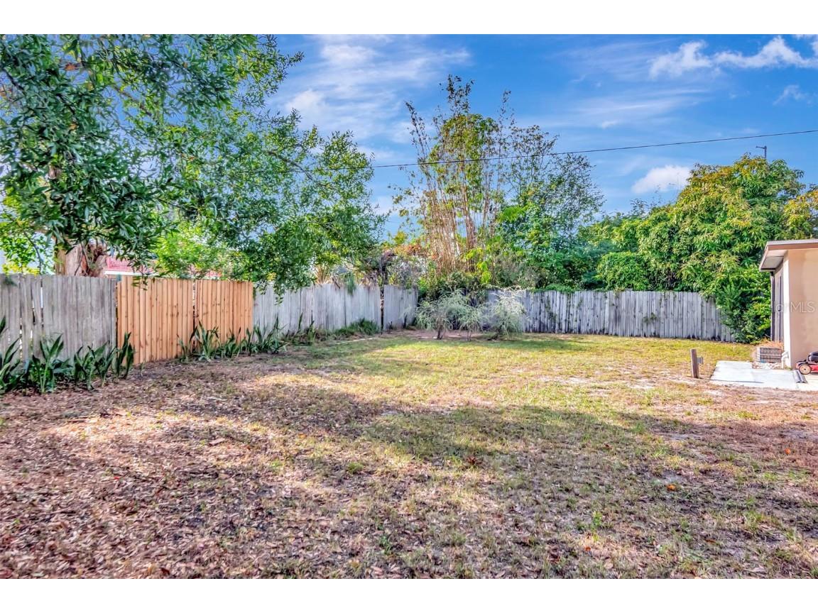 1230 32nd Street N Saint Petersburg FL 33713 TB8453495 image35