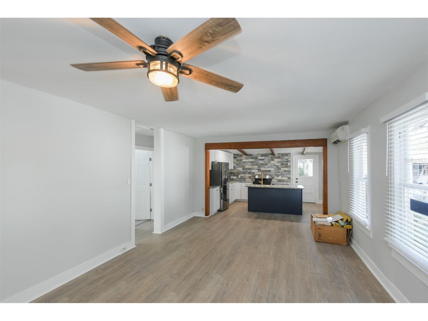 1230 35th Street Sarasota FL 34234 A4684626 image11