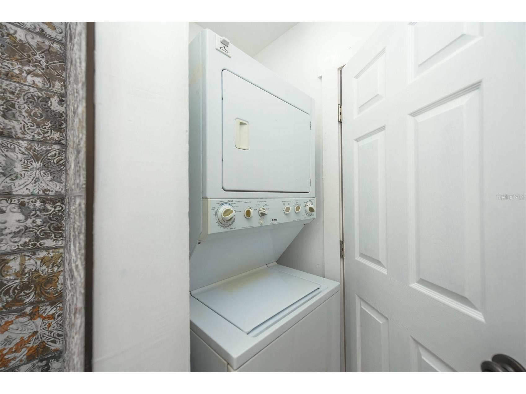 1230 35th Street Sarasota FL 34234 A4684626 image22