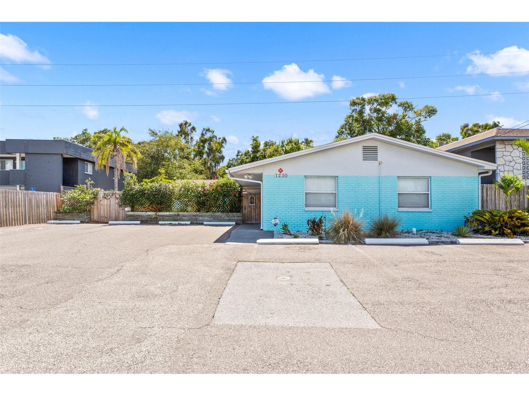 1230 70th Street N Saint Petersburg FL 33710 TB8523279 image1