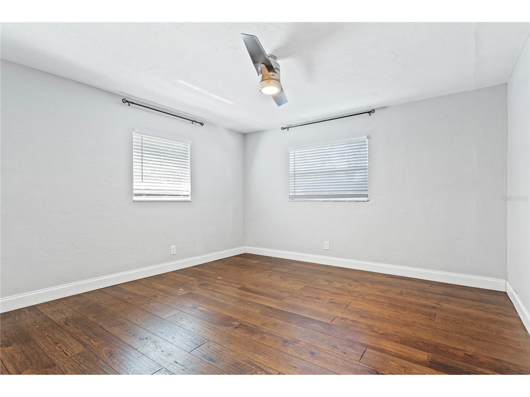 1230 70th Street N Saint Petersburg FL 33710 TB8523279 image15