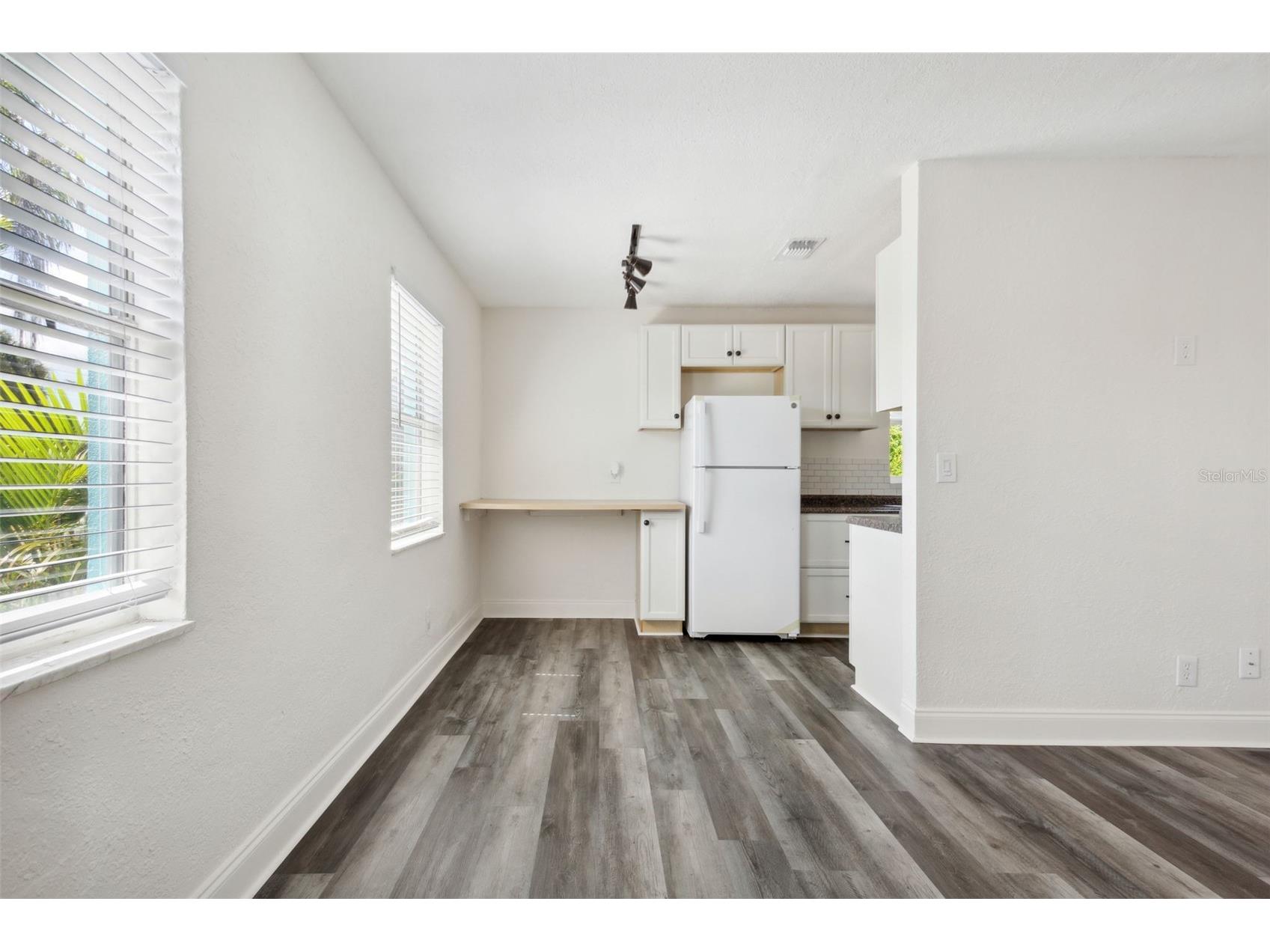 1230 70th Street N Saint Petersburg FL 33710 TB8523279 image20