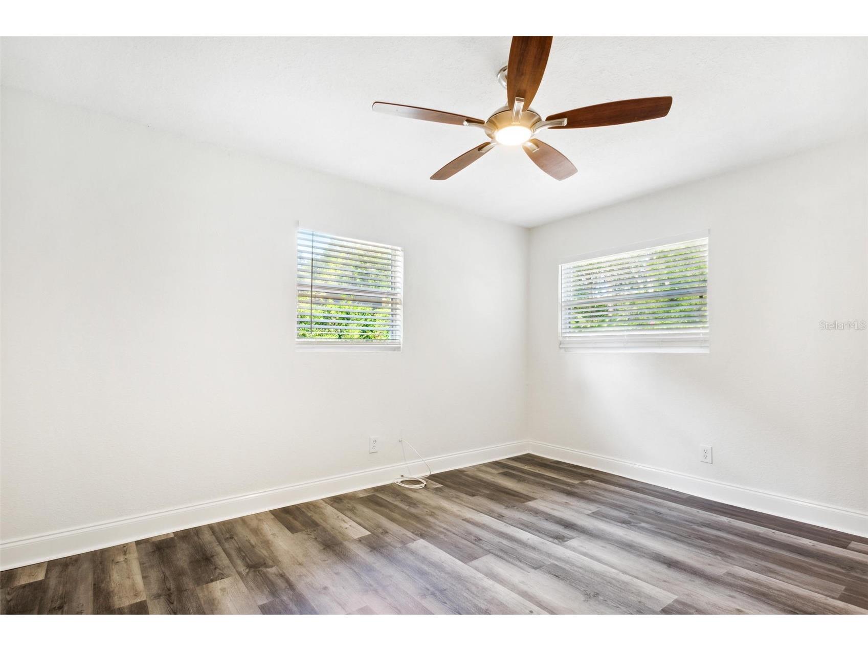 1230 70th Street N Saint Petersburg FL 33710 TB8523279 image25
