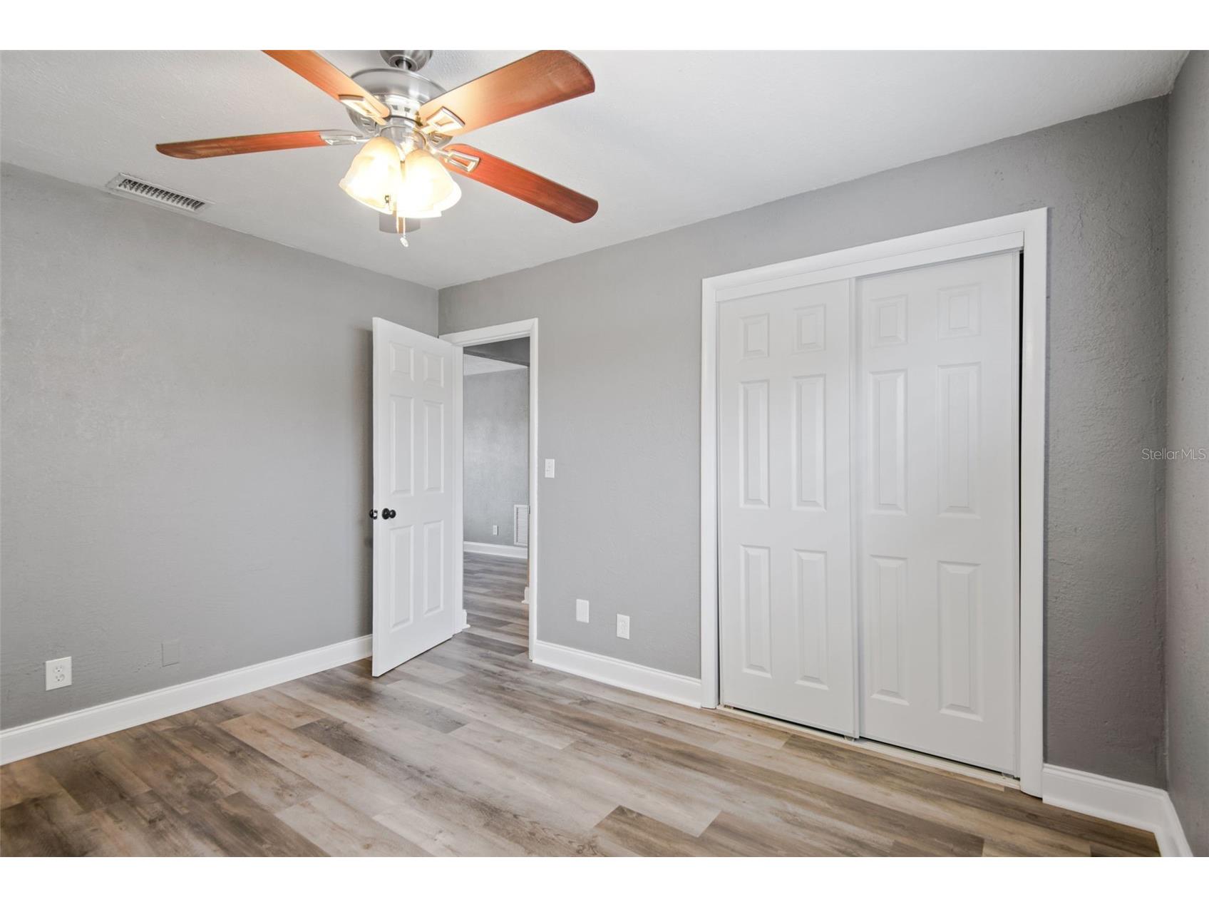 1230 70th Street N Saint Petersburg FL 33710 TB8523279 image33