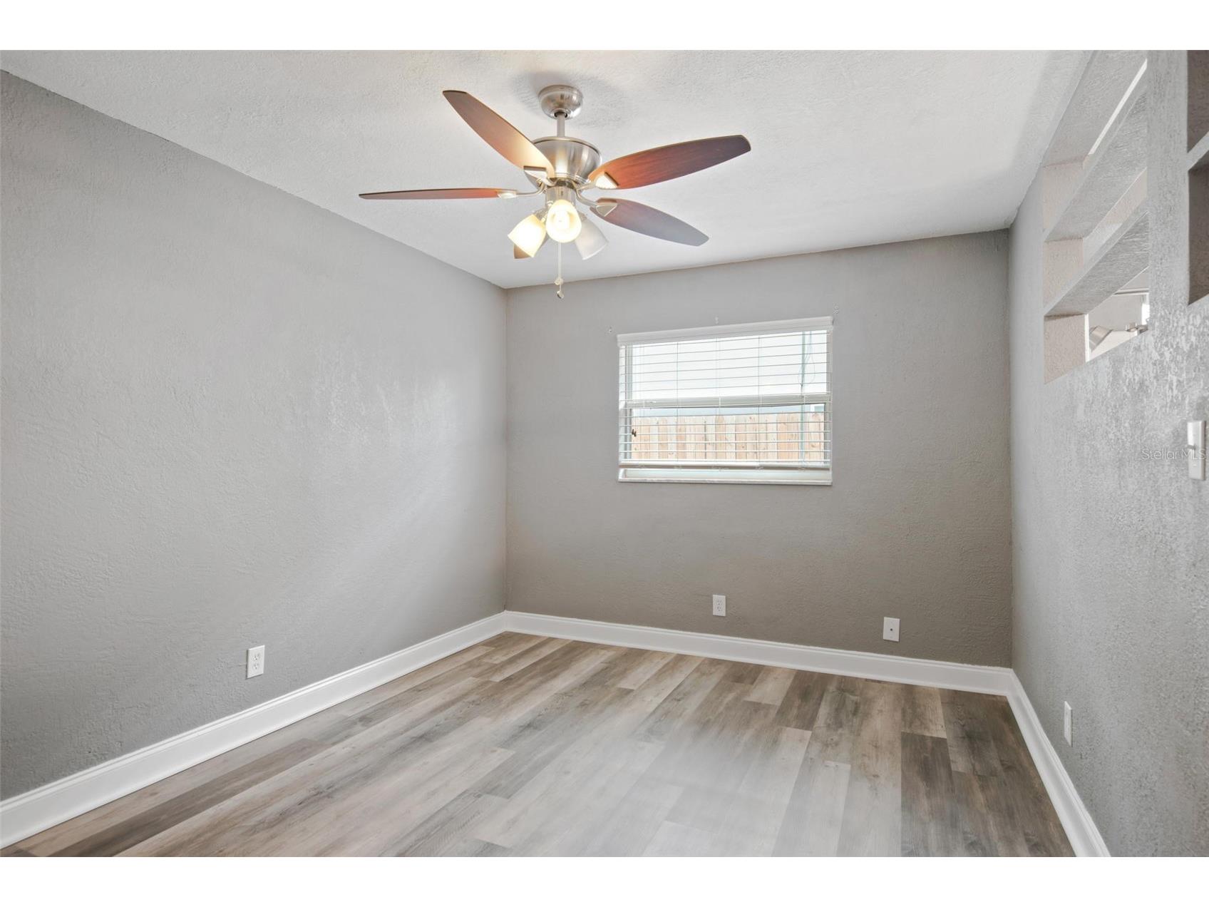 1230 70th Street N Saint Petersburg FL 33710 TB8523279 image35