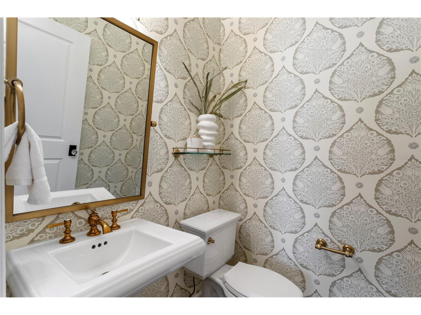 1230 Darlington Oak Circle NE Saint Petersburg FL 33703 TB8518629 image15
