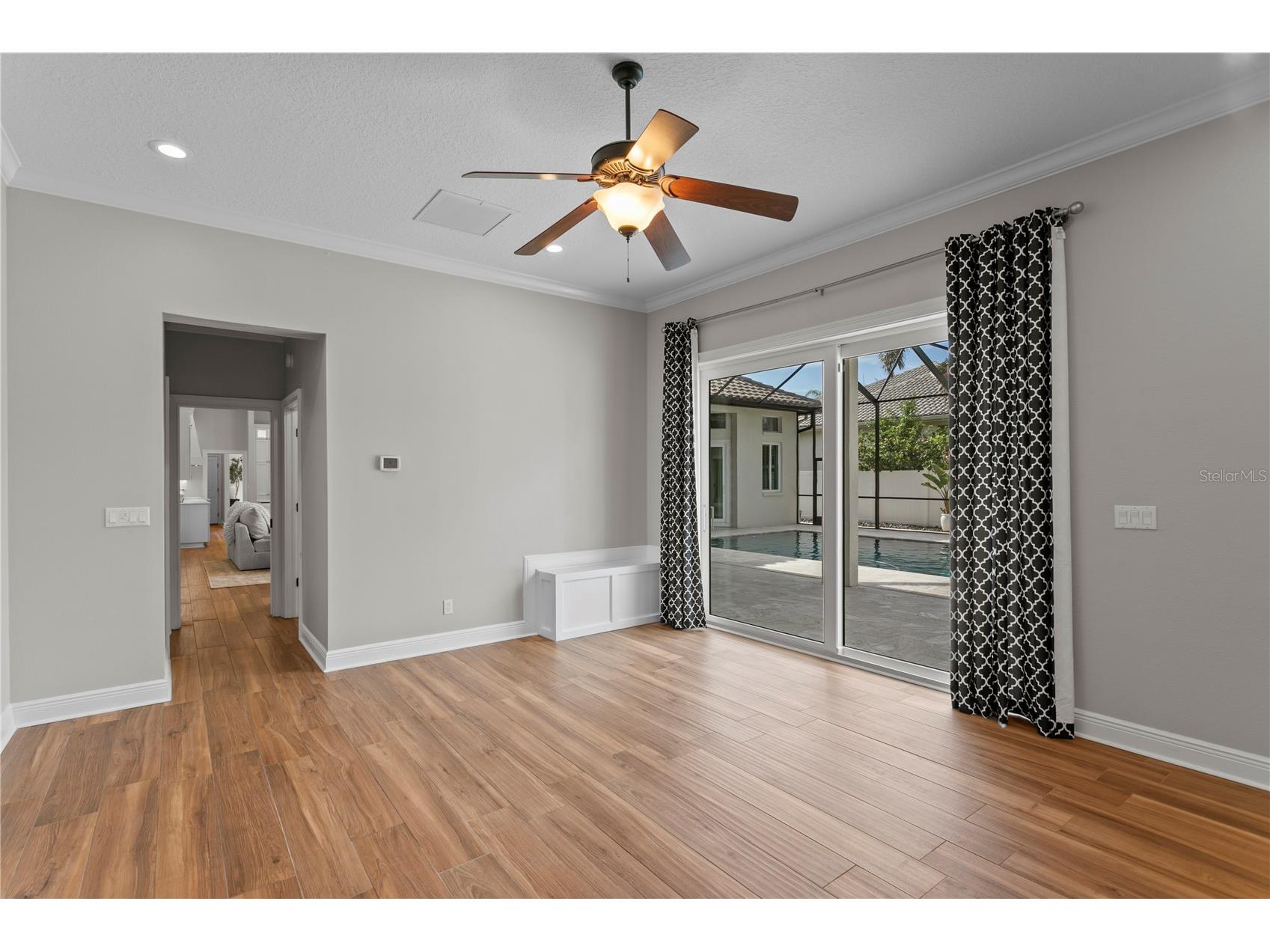 1230 Darlington Oak Circle NE Saint Petersburg FL 33703 TB8518629 image47
