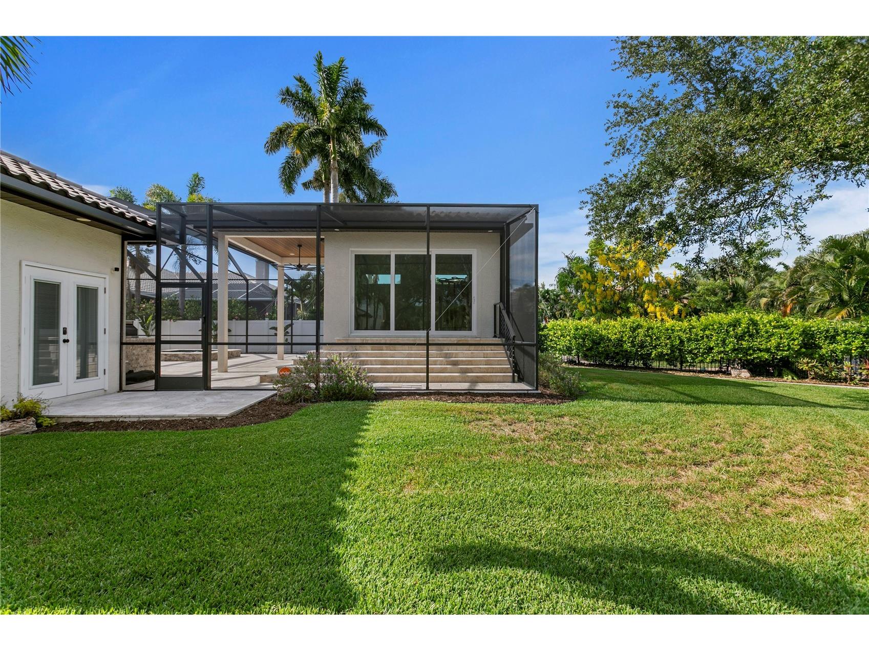 1230 Darlington Oak Circle NE Saint Petersburg FL 33703 TB8518629 image50