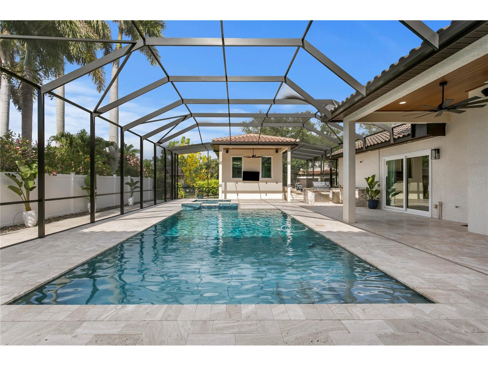 1230 Darlington Oak Circle NE Saint Petersburg FL 33703 TB8518629 image7