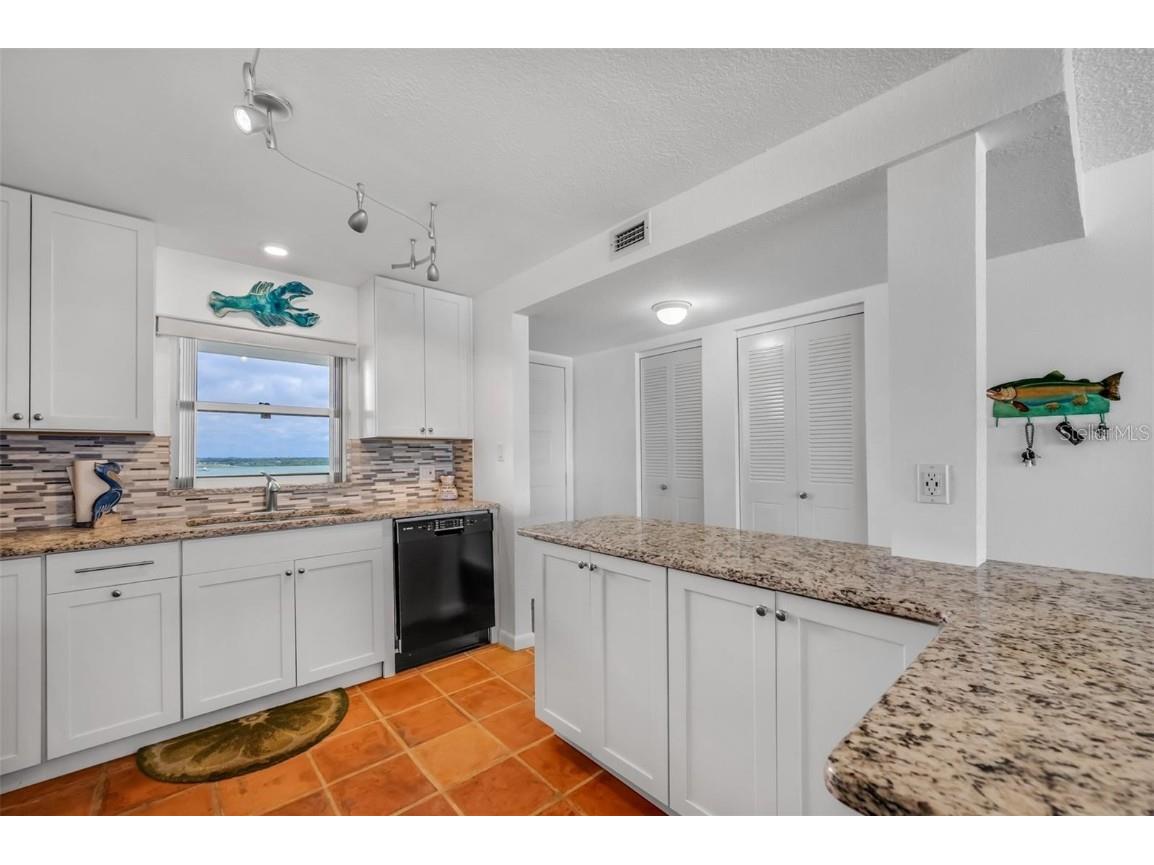 1230 Gulf Boulevard #1606 Clearwater Beach FL 33767 TB8401747 image12