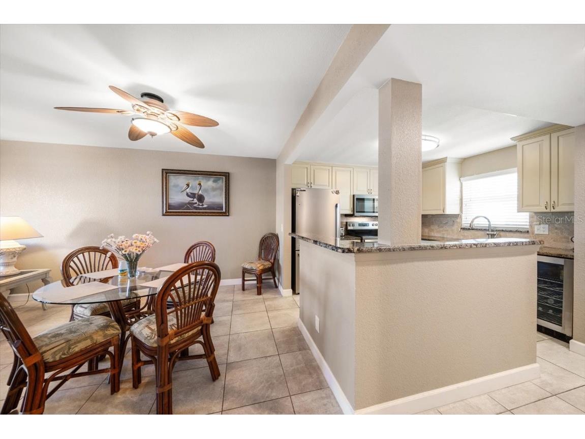 1230 Gulf Boulevard #402 Clearwater Beach FL 33767 TB8331633 image14